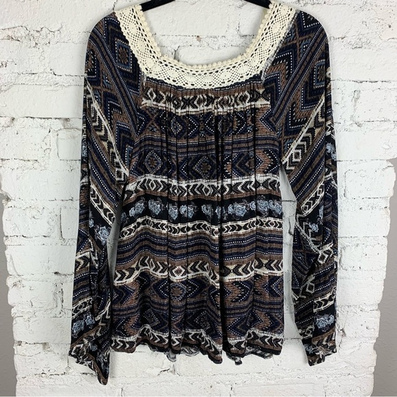 Wrangler Crochet Trim Long Sleeve Blouse NWT Small - Picture 7 of 9